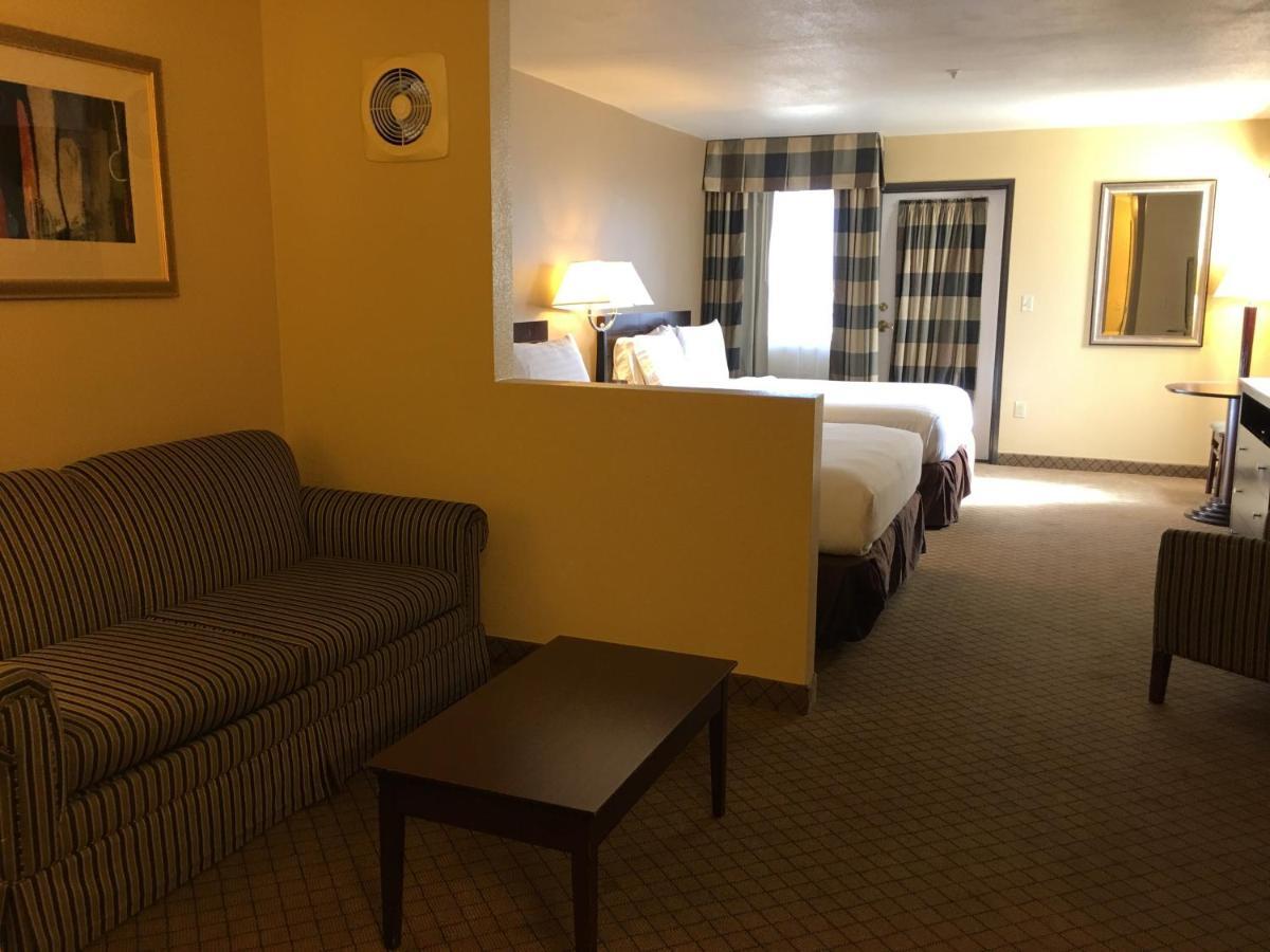 Holiday Inn Express Fallon By Ihg Eksteriør bilde